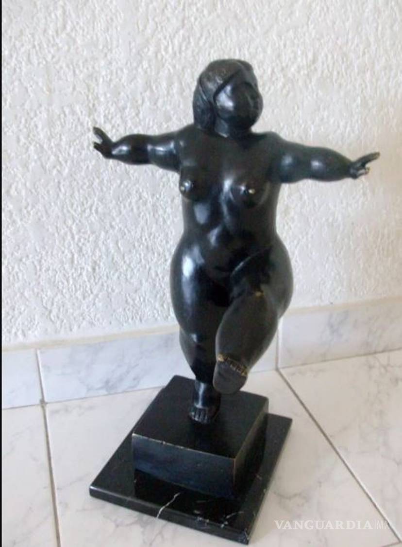 $!SAE subasta yates, joyas, autos y casas decomisadas al crimen en México