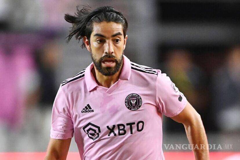 $!Rodolfo Pizarro se unirá al AEK Atenas con su compatriota Orbelín Pineda.