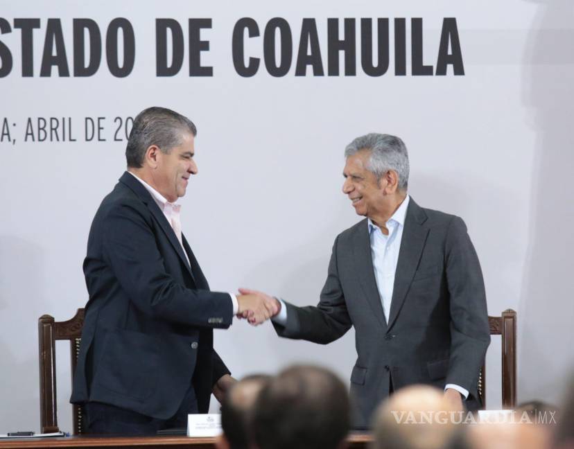$!El titular de la SFP, Roberto Salcedo, destacó los esfuerzos de Coahuila por combatir la corrupción.