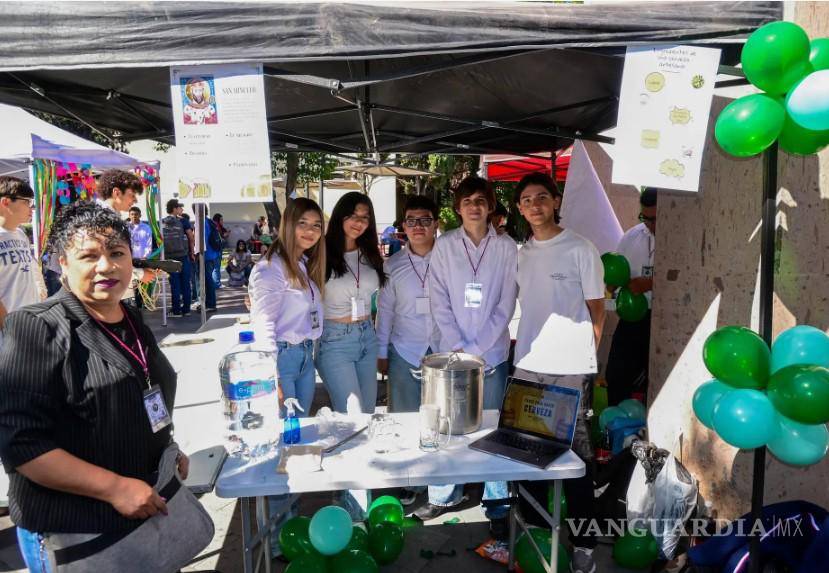 $!Doce equipos presentaron experimentos y aplicaciones desarrolladas en clase, con acompañamiento de docentes del área de Ciencias Básicas.