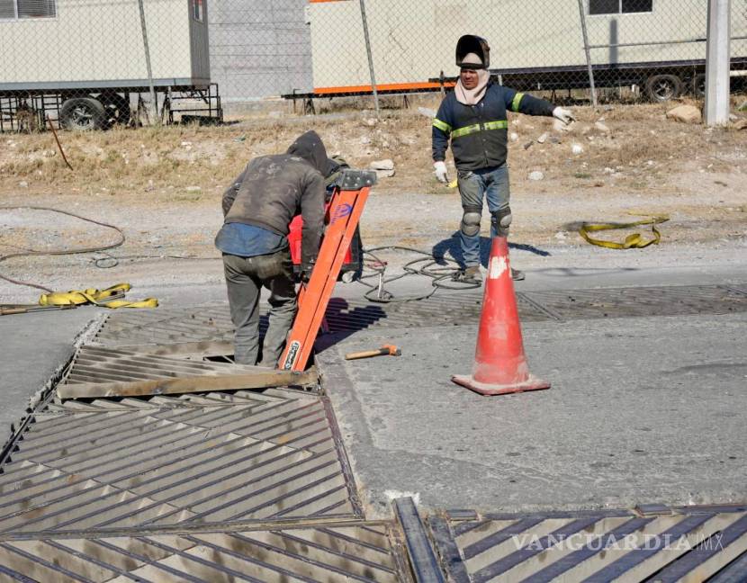 $!Los trabajos incluyeron la limpieza de alcantarillas.