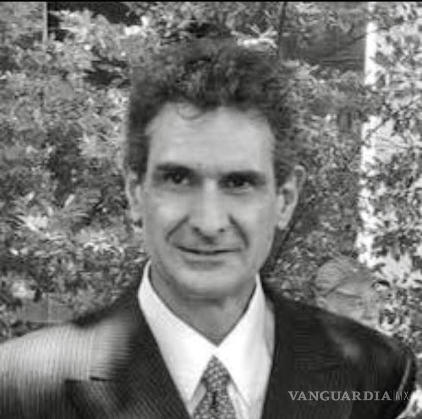 $!Rafael Elias, exdirector de BancTrust &amp; Co. en NY y egresado de Yale University.