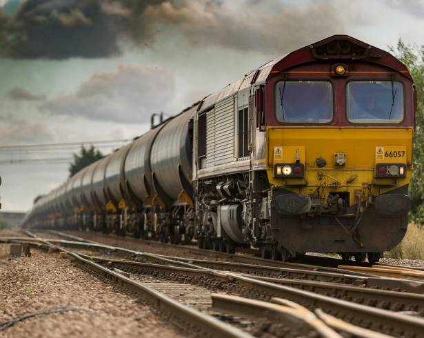 La SICT considera importante la conectividad interna en un proyecto de la talla del tren de pasajeros.