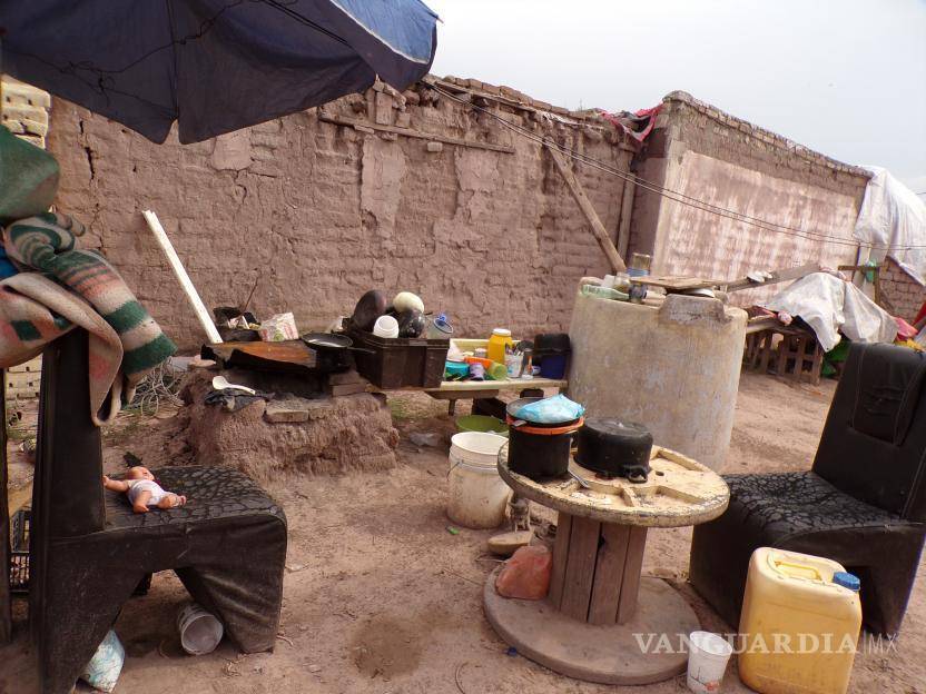 $!En la casa de Rosa todo está casi en el mismo lugar, cocina, espacio para comer y dormir.
