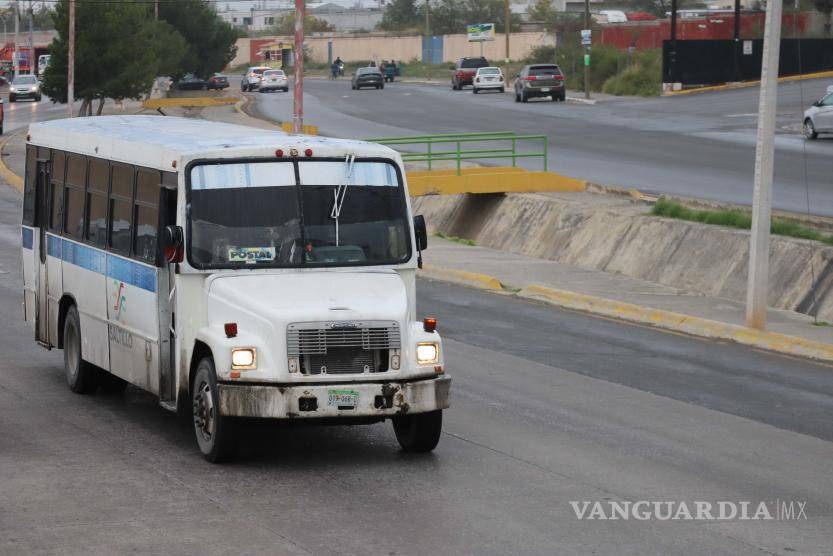 $!Tiempo de espera y frecuencia, las principales quejas de los usuarios de la ruta Vista Postal en Saltillo.