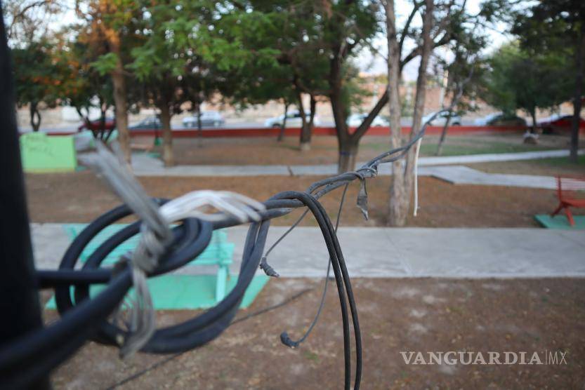 $!Ni las plazas públicas son adecuadas para los niños.