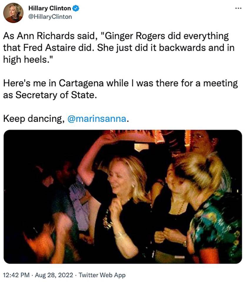 $!Hillary Clinton publica una foto en la pista de baile en apoyo de la primera ministra finlandesa Sanna Marin