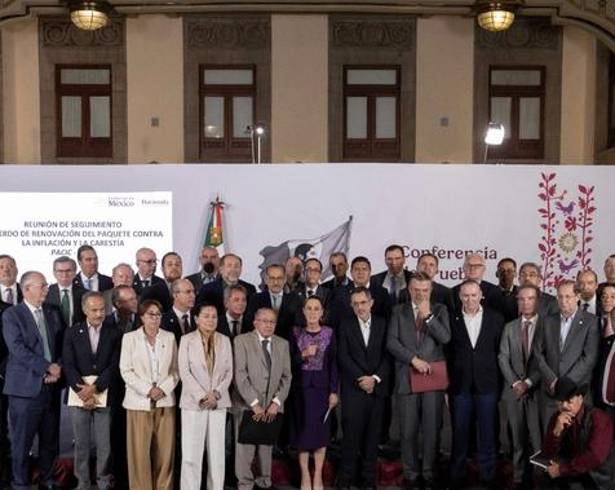La presidenta de México, Claudia Sheinbaum Pardo, anunció nuevo acuerdo con empresarios, productores y cadenas comerciales para mantener el costo de la canasta básica del PACIC en 910 pesos.