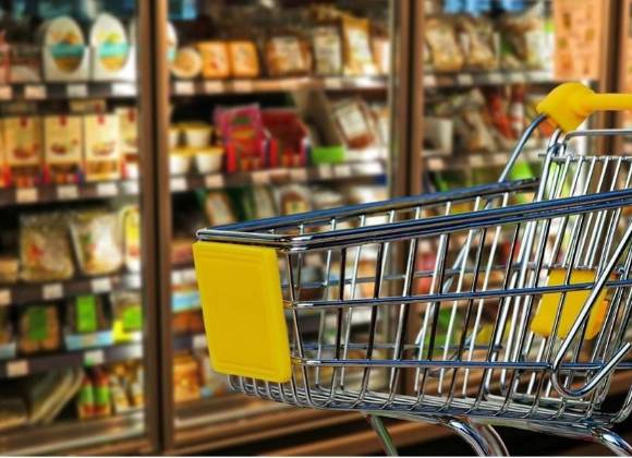 Ligan ventas al menudeo cuatro meses al alza; avanzan en febrero