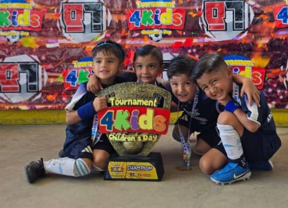 Alumnos de colegios torreonenses ganan el torneo Tournament 4kids 2025 en McAllen, Texas