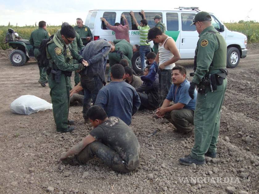 $!Endurece Texas medidas contra migrantes: serán detenidos, gobernador construirá muro