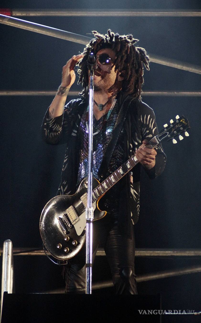 $!Lenny Kravitz conquista Monterrey
