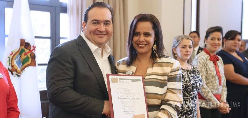 $!Piden 'ficha roja' para cuñada de Obrador, ex funcionaria de Javier Duarte