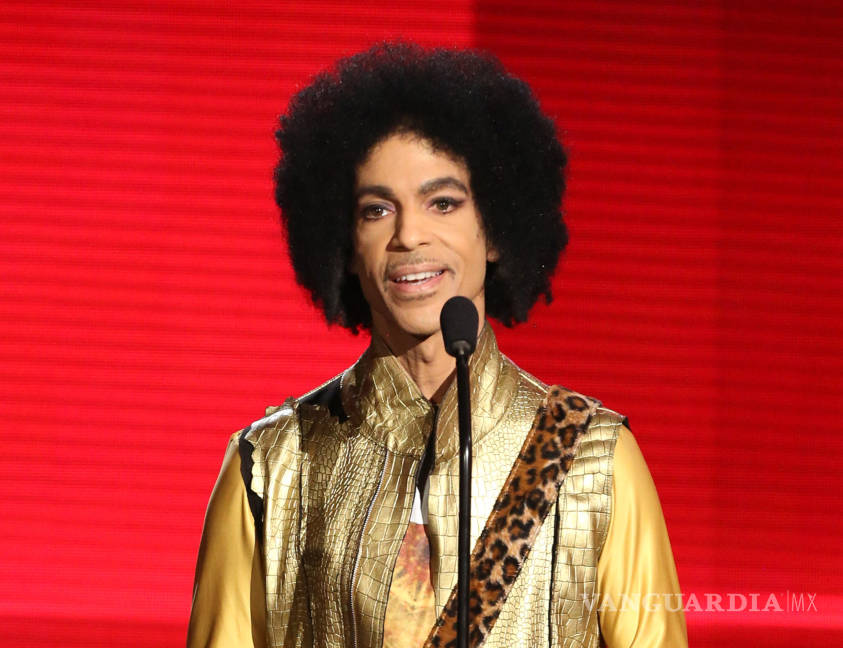 $!Prince murió por sobredosis de opiáceos, confirman