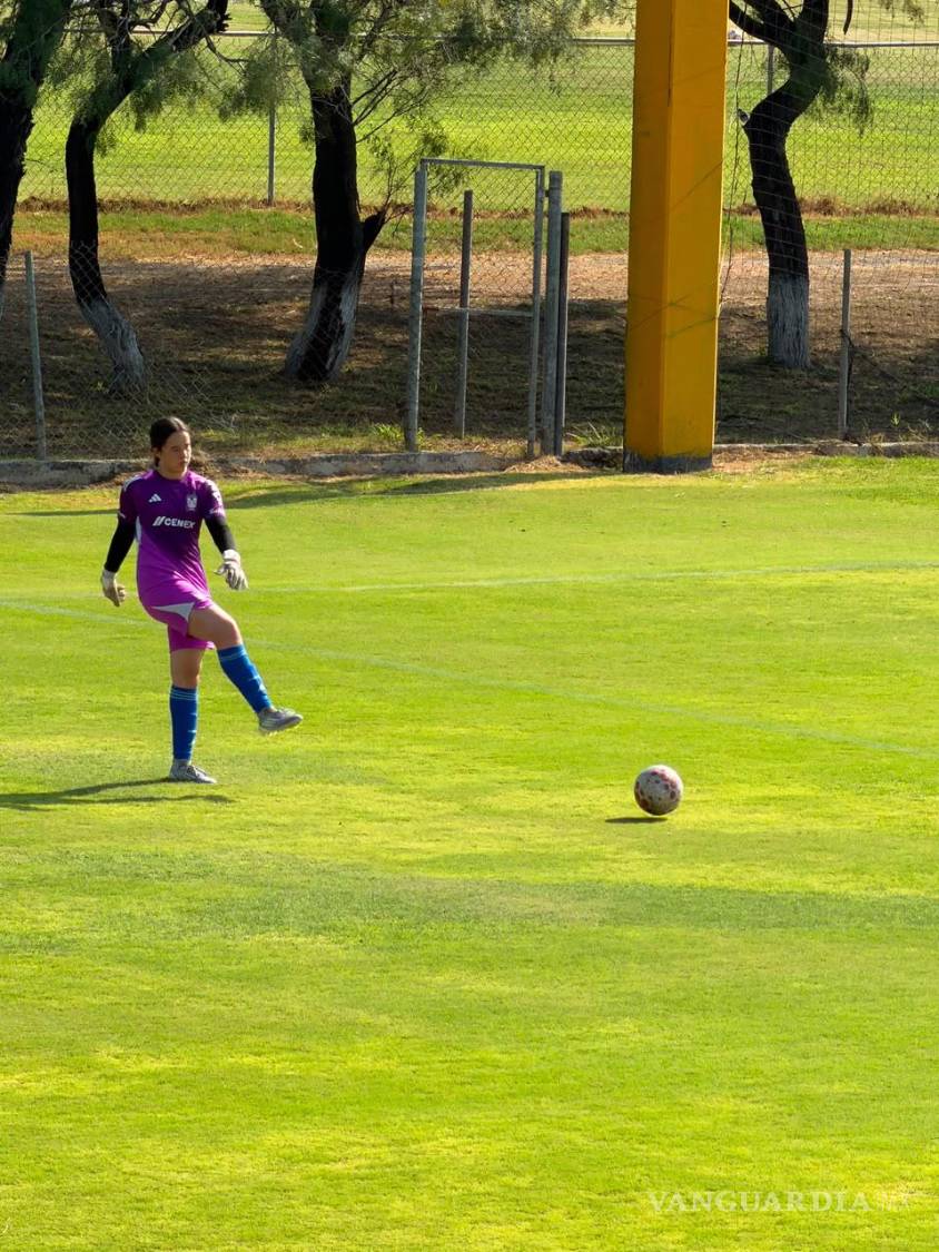 $!Además de ganarse un lugar en Tigres Sub-19, María Bárara mantiene como meta regresar a una convocatoria de la Selección Mexicana y seguir creciendo en el futbol profesional.