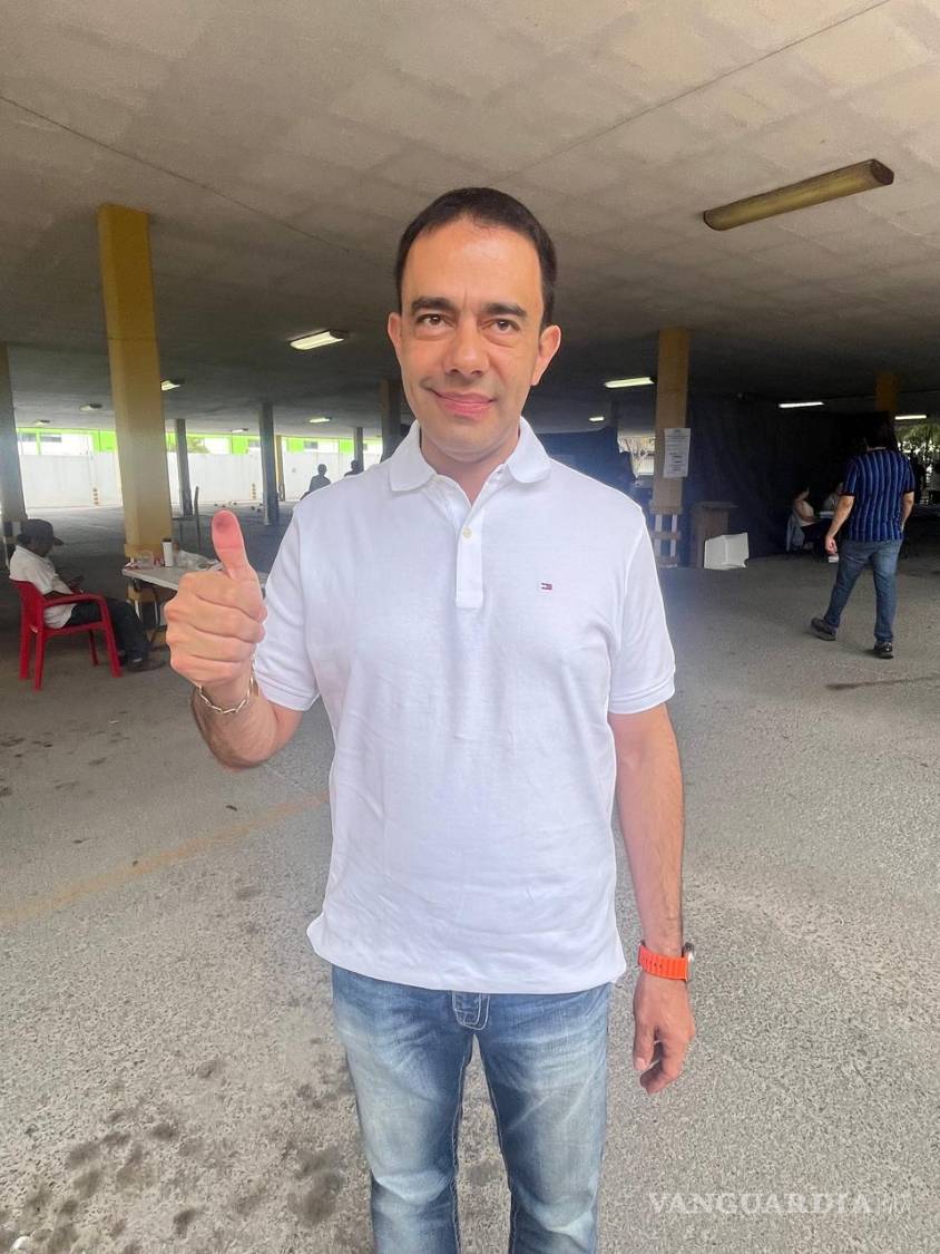 $!El presidente de Canacintra Coahuila Sureste, Arturo Reveles, llamó a que el próximo Congreso mantenga el impulso a la inversión, la seguridad y los proyectos de infraestructura en el estado.