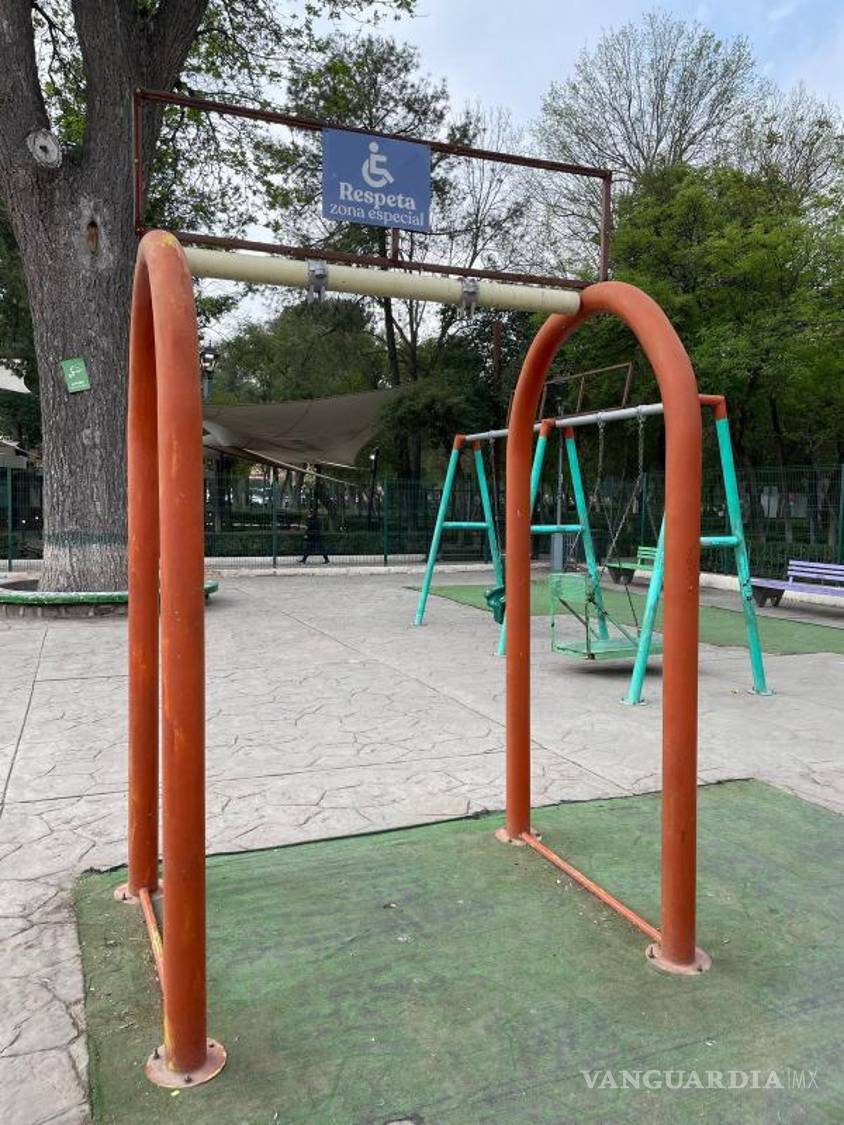 $!Las atracciones destinadas a niños con discapacidad están deterioradas, con algunas partes faltantes o en malas condiciones.