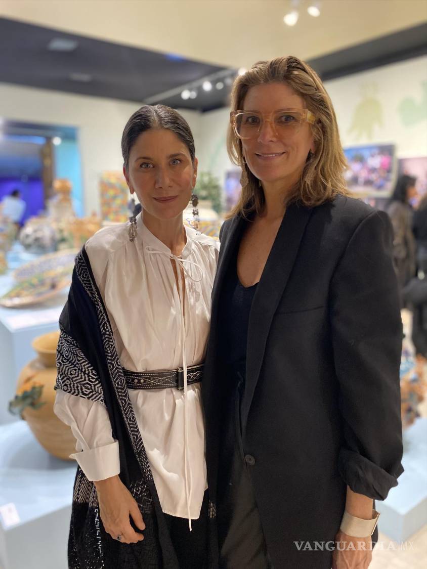 $!María Eladia Hagerman junto a Maggie Galton promueven el trabajo de Dolores Porras.