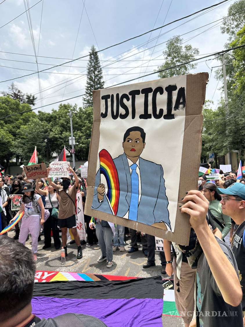 $!La tragedia del magistrade formó parte de los reclamos de los asistentes.