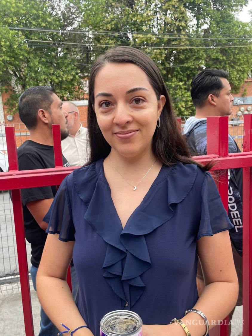 $!Viviana Chapa, vecina del Centro Histórico de Saltillo, señaló la falta de cercanía de los legisladores locales y pidió una representación más efectiva durante la jornada electoral.