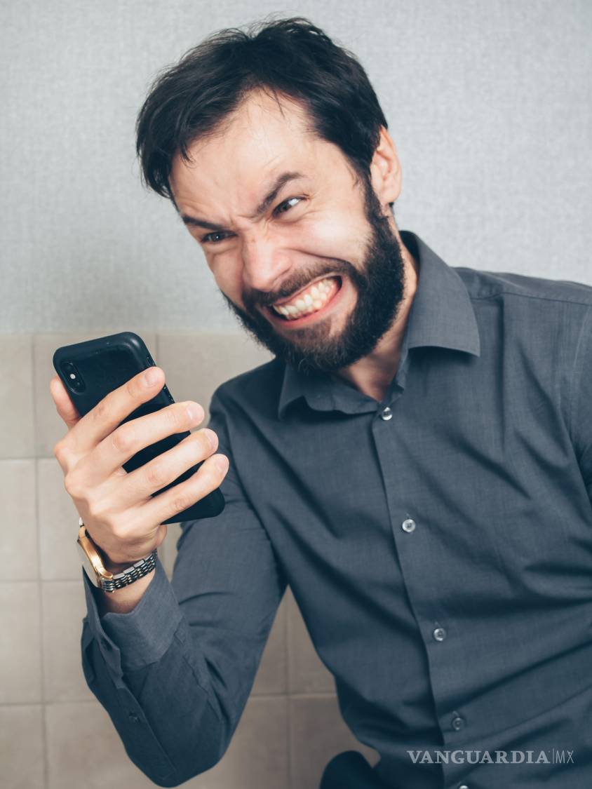 $!La marea incesante de notificaciones, chats y correos electrónicos que no descansan a ninguna hora incrementa los niveles de estrés y frustración.