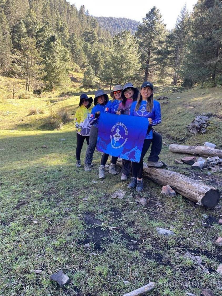 $!Gracias al senderismo, las Colladitas no solo han hecho vínculo con la naturaleza, sino entre las mujeres.