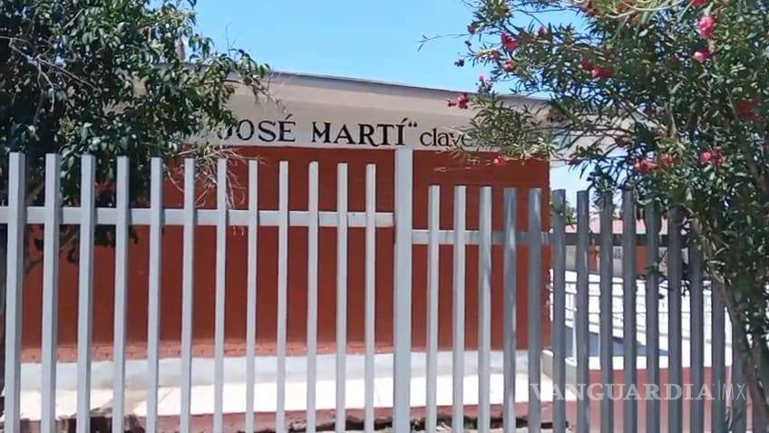 $!El plantel, ubicado en el Barrio de Perico, fue evacuado como medida preventiva.