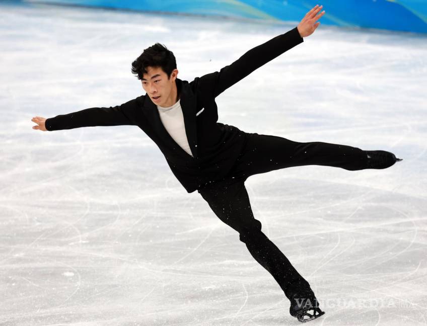 $!Nathan Chen de EU batió el récord mundial de puntuación en el programa corto de patinaje artístico en Pekín 2022. EFE/EPA/Fazry Ismail
