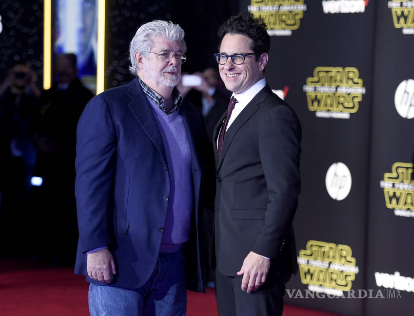 $!‘Star Wars’ paraliza Hollywood con premier