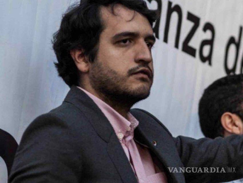 $!Carlos Loret de Mola reveló que una red de amigos de su hijo Andrés Manuel López Beltrán ha obtenido contratos por 100 millones de pesos