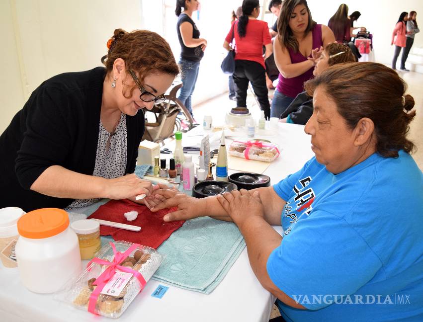 $!Celebran en Nava el Día Internacional de la Mujer