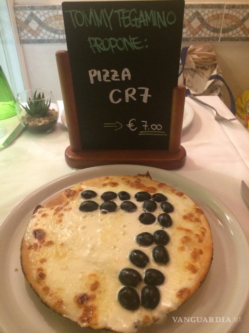 $!Desde pizza hasta helado, Cristiano Ronaldo desata la locura en Turín