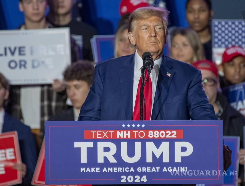 $!El candidato republicano a la presidencia, el expresidente estadounidense Donald Trump, durante un mitin en la Universidad de New Hampshire en Durham.