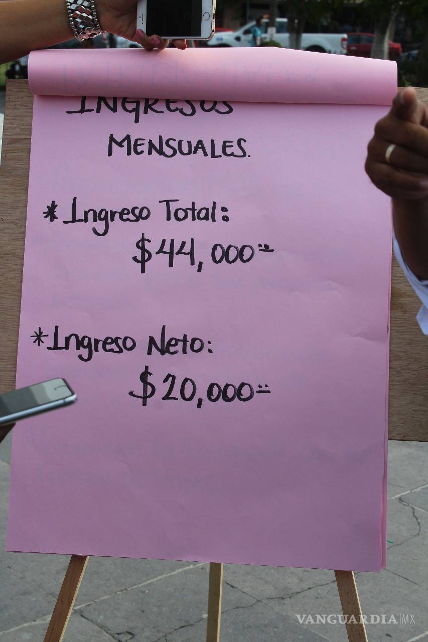 $!Candidato independiente de Monclova reta a sus adversarios a presentar sus ingresos y bienes patrimoniales