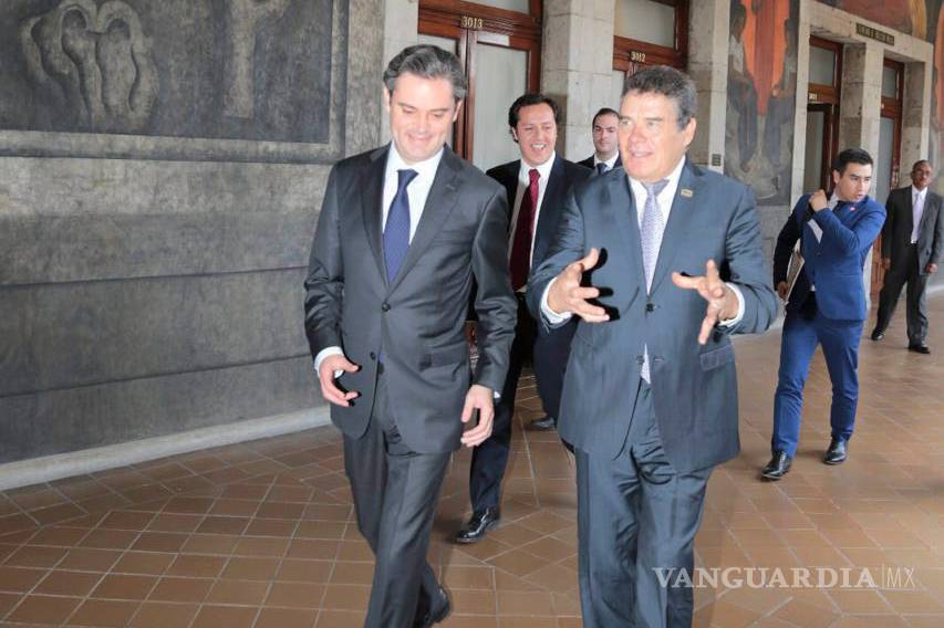 SEP y SNTE inician mesa de diálogo sobre reforma educativa