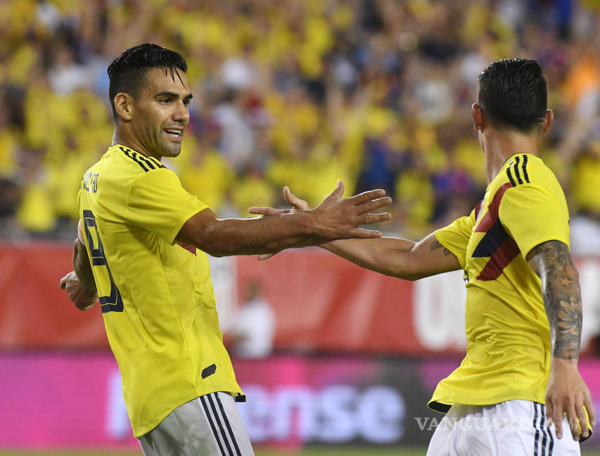 $!El golazo de James Rodríguez para adornar la goleada de Colombia a Estados Unidos