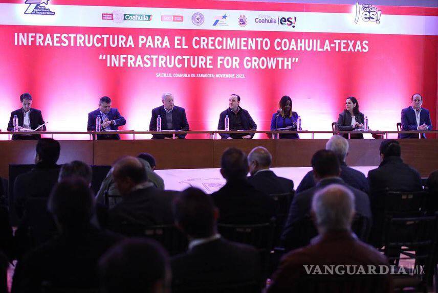 $!A este evento acudió el gobernador electo, Manolo Jiménez, quien reconoció la necesidad de invertir en infraestructura carretera.