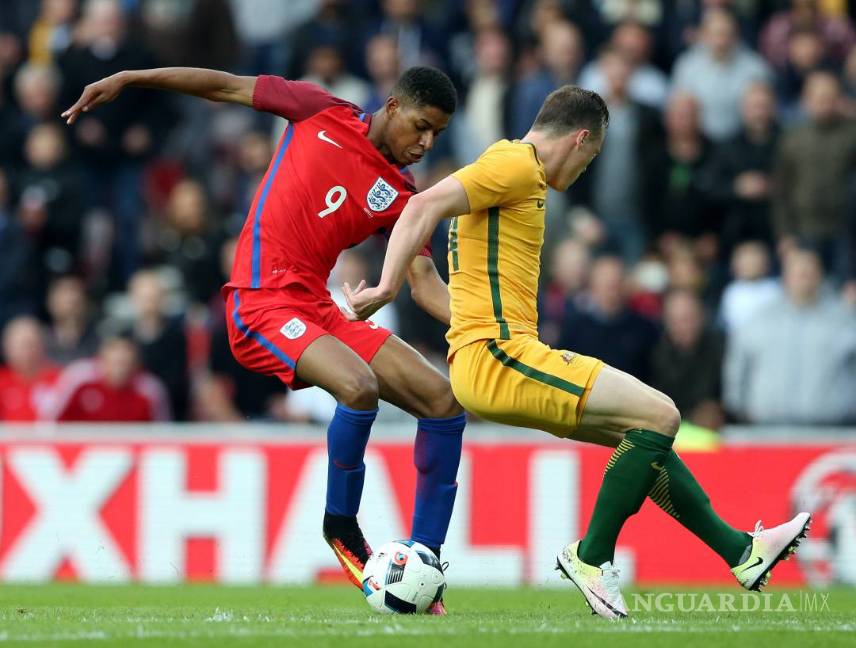 Renueva Manchester United hasta 2020 a Rashford, el “niño maravilla”