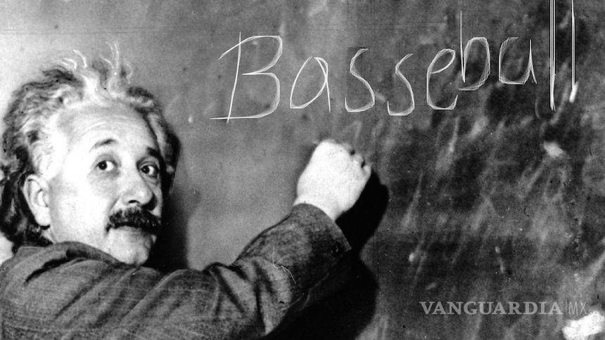 $!Albert Einstein en el Museo Franz Kafka, de Praga, República Checa.