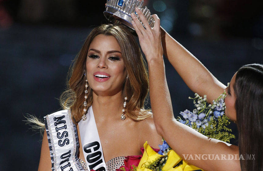$!Indignación y molestia en Colombia por error en Miss Universo