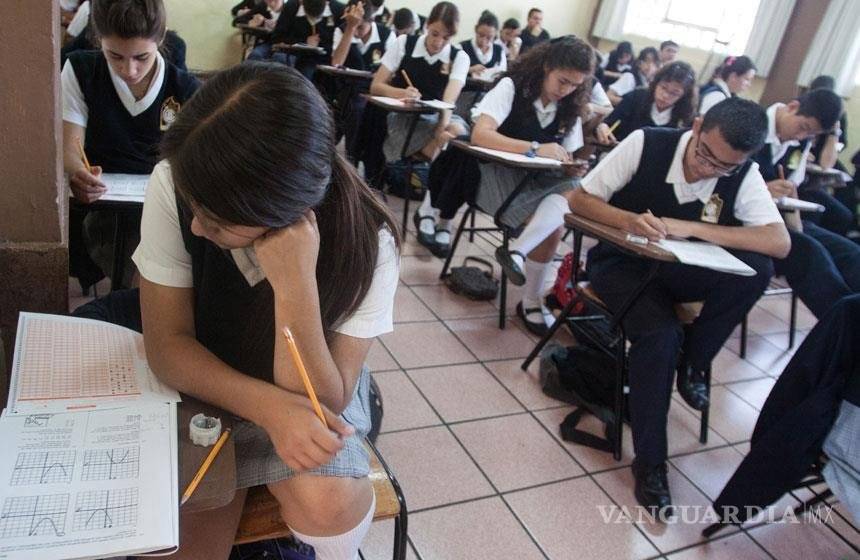 ‘Becar a los jóvenes, estrategia de pacificación’