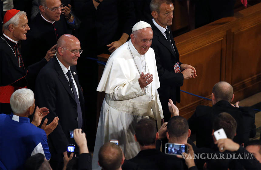 $!&quot;Nosotros no les tememos a los extranjeros porque la mayoría fuimos extranjeros&quot;: Papa Francisco