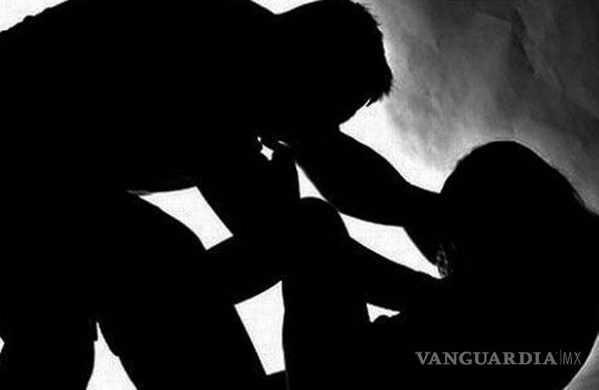 Abusa sexualmente de una joven de 17 años con retraso, tras contactarla por Facebook en Saltillo