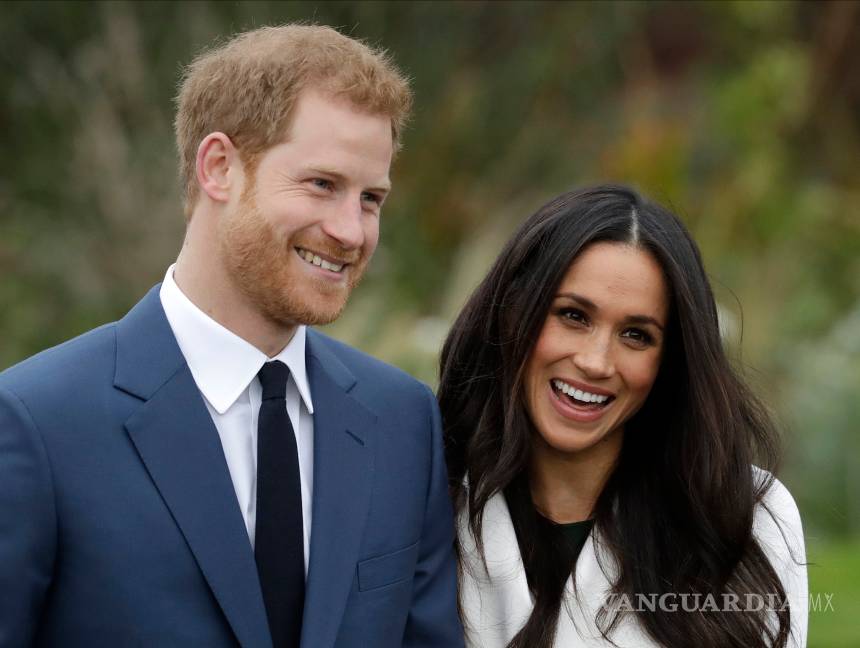 Príncipe Harry y Meghan Markle renunciarán a sus títulos nobiliarios
