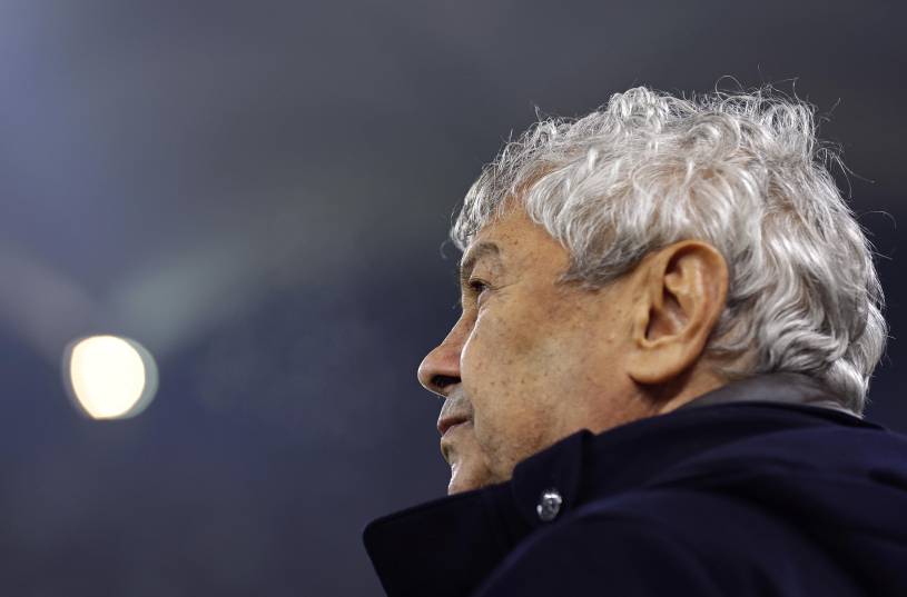 Mirea Luchescu permanecía en un hospital desde el 3 de abril, fecha en que Rumania peleaba por una plaza en el Mundial, pero que no lo pudo lograr.