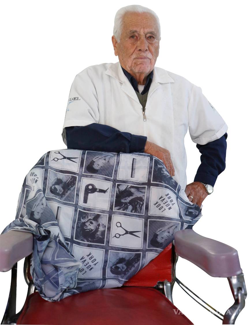 $!La última camada de barberos de la vieja escuela, jóvenes imponen moda