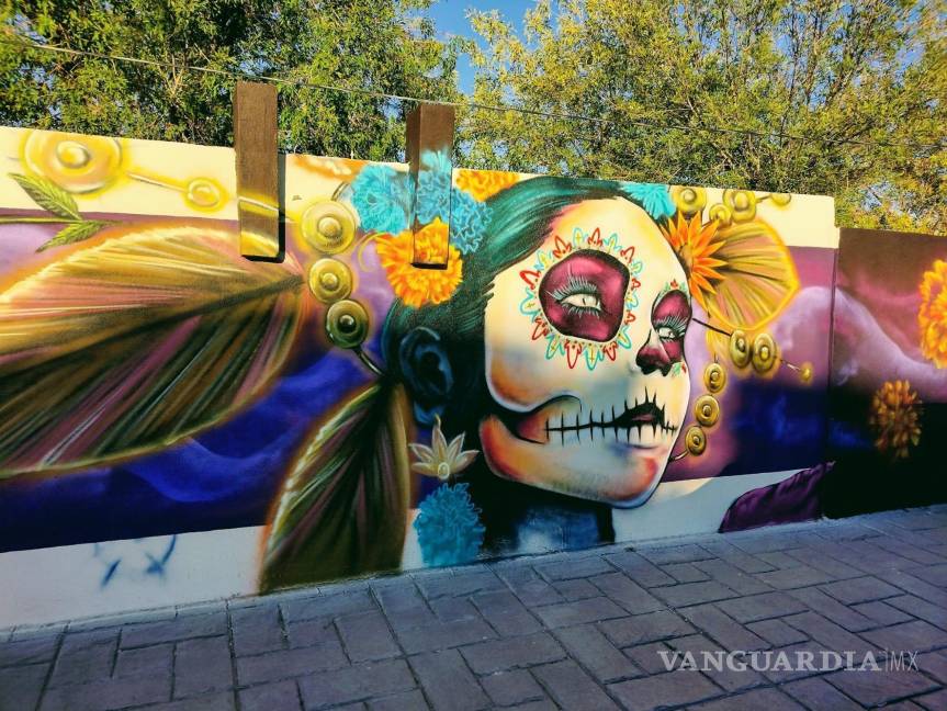 Embellecen al Panteón Guadalupe de Monclova con murales