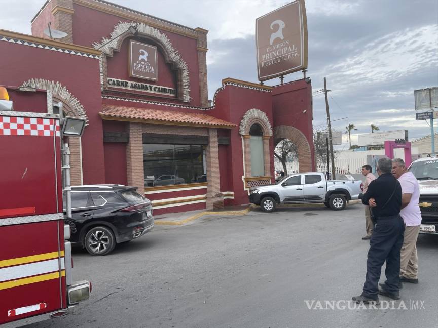 Campana extractora con acumulación de grasa origina incendio en un restaurante de Saltillo