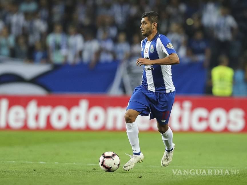 $!Herrera sigue como capitán, 'Tecatito' titular y el Porto logra sólo un punto