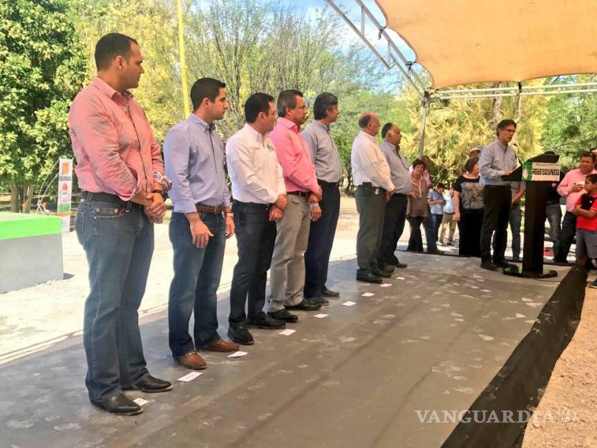 $!Ponen en operación nuevo pozo de agua en Torreón